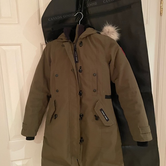 Canada Goose Kensington Parka / Coat. Army Green. Garment bag included - Picture 5 of 7
